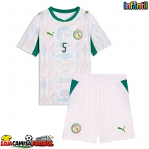 Camisa de Futebol Senegal Idrissa Gueye #5 Equipamento Principal Infantil Mundo 2026 Manga Curta (+ Calças curtas)
